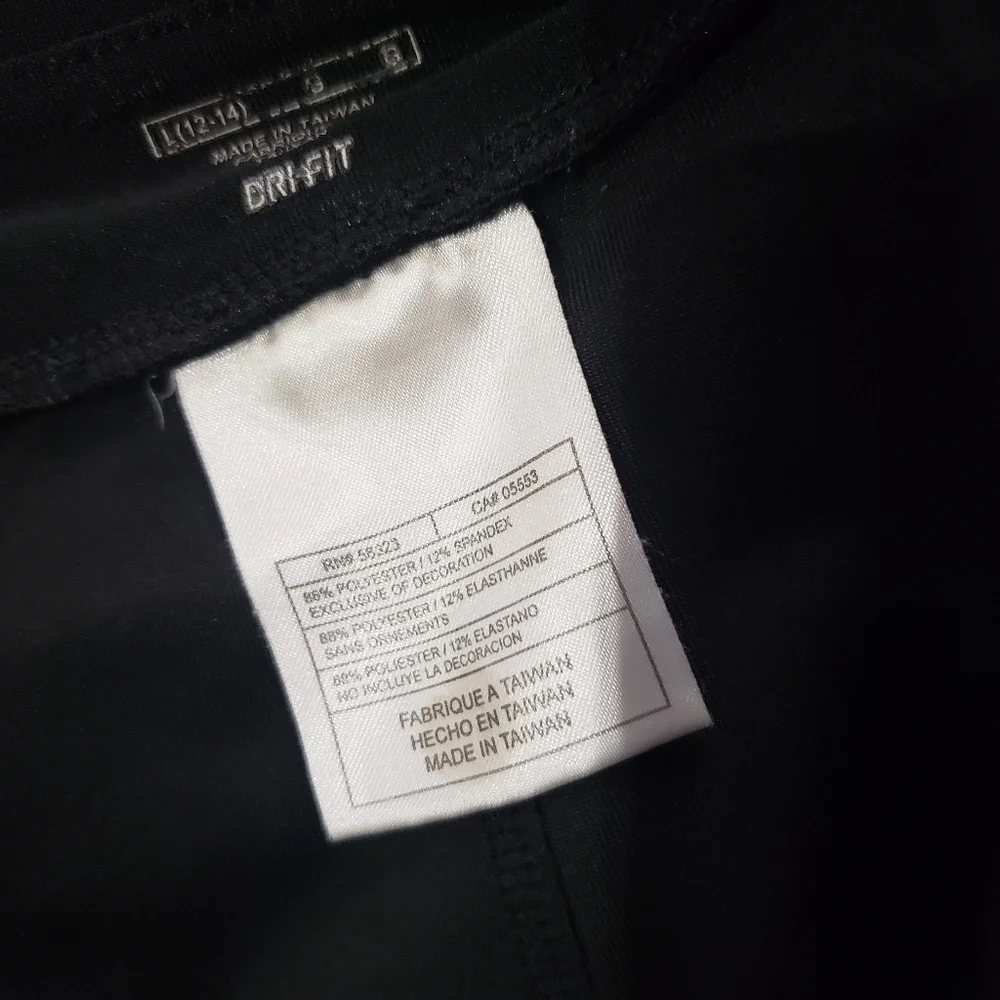 Nike Golf  Women's Black Golf Skirt Size L 12-14  Dry-Fit - Picture 11 of 12